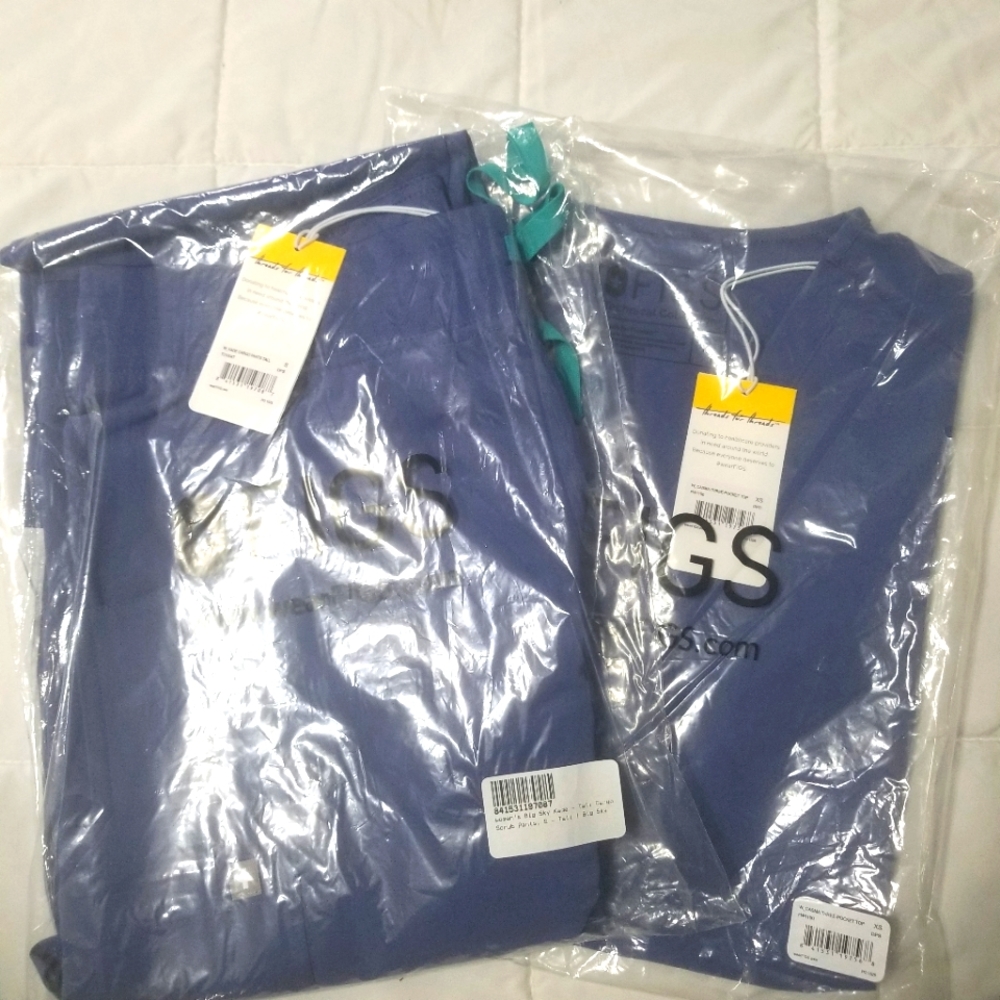 NWT Figs Scrub Set Big Sky